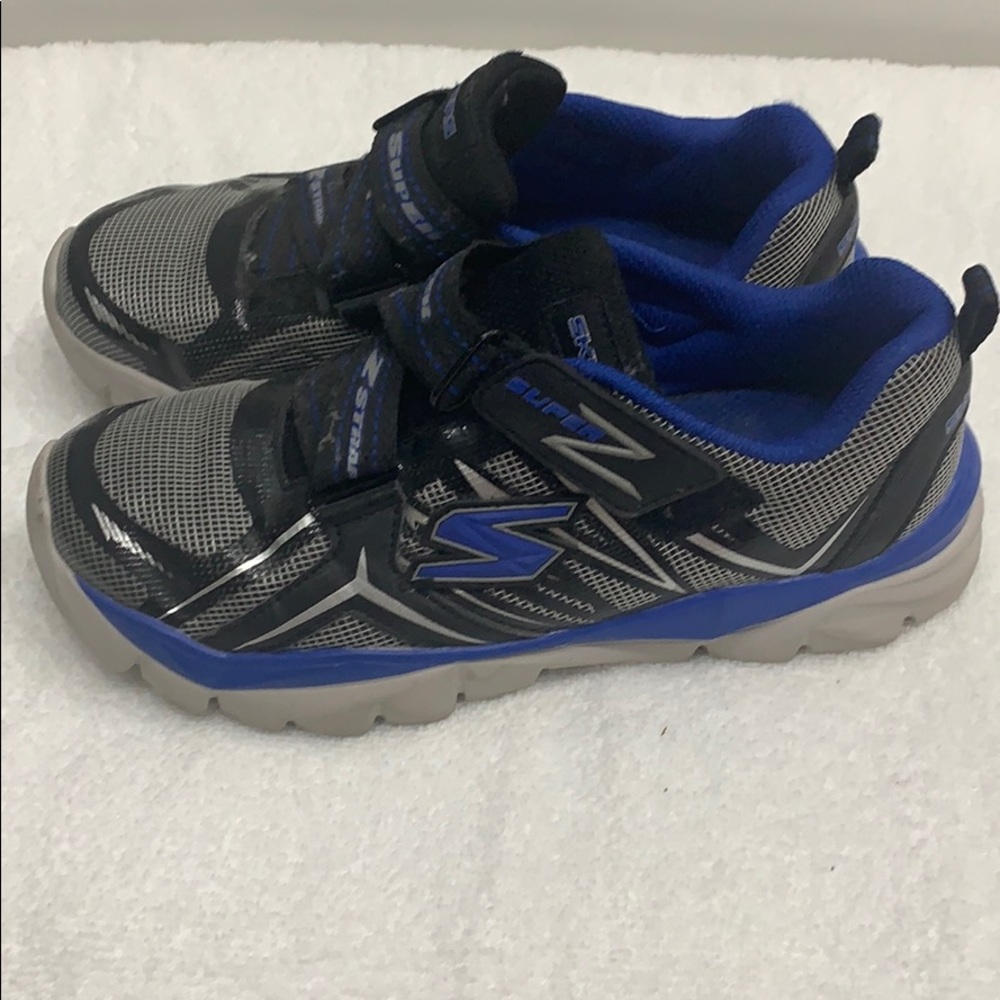 Kids shoes
